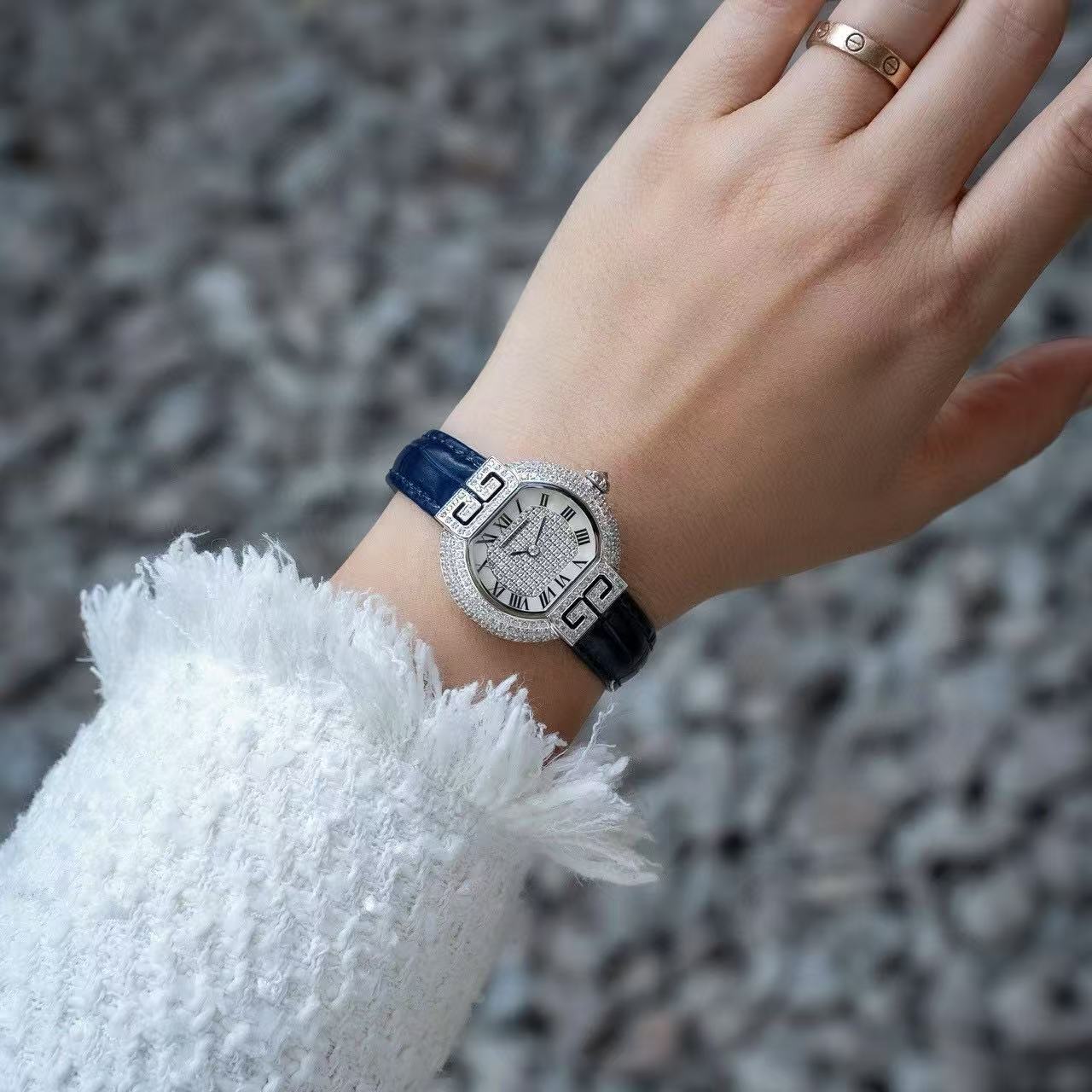 CART1ER Tortue高品質の女性用腕時計【50％割引+送料無料】