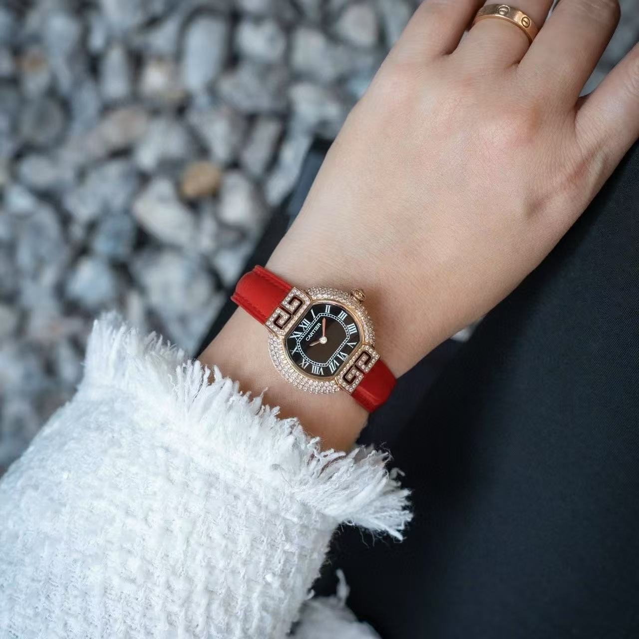 CART1ER Tortue高品質の女性用腕時計【50％割引+送料無料】