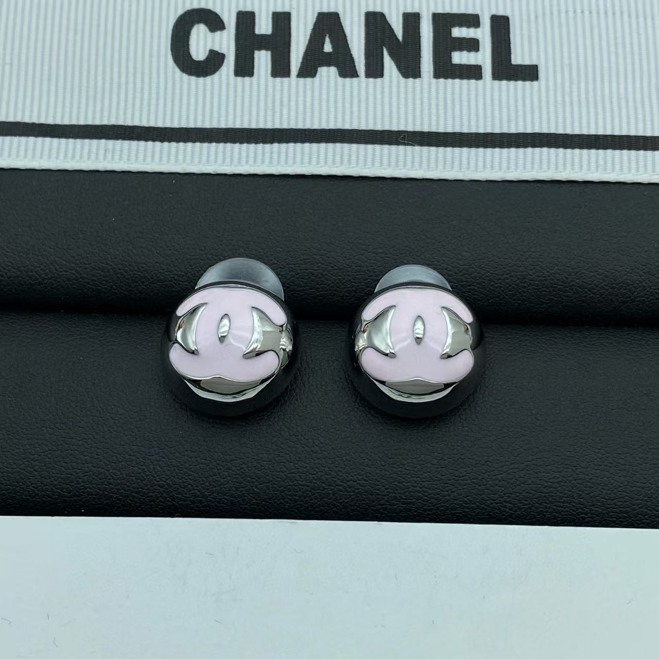 CHANE1 シンプルラウンドダブルCロゴイヤリング【50％割引+送料無料】