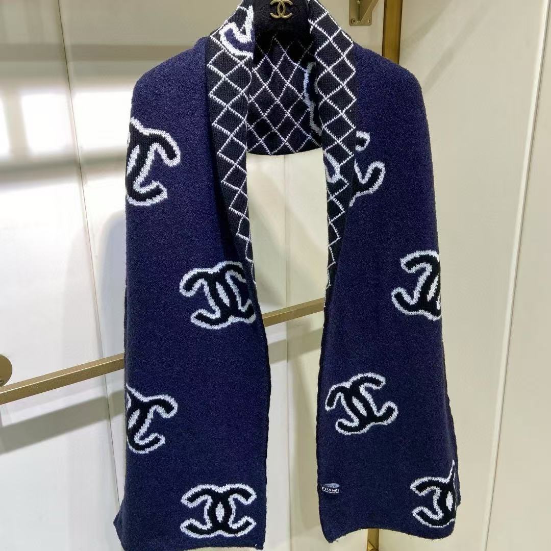 CHANE1 フルロゴ入りカシミアスカーフ【 50％割引+送料無料】