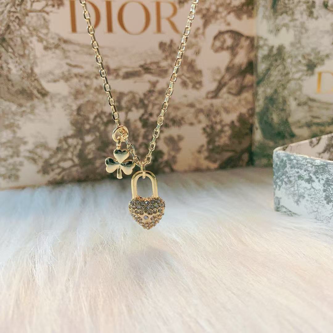 DI0R ダイヤモンド ハート ネックレス【50％割引+送料無料】