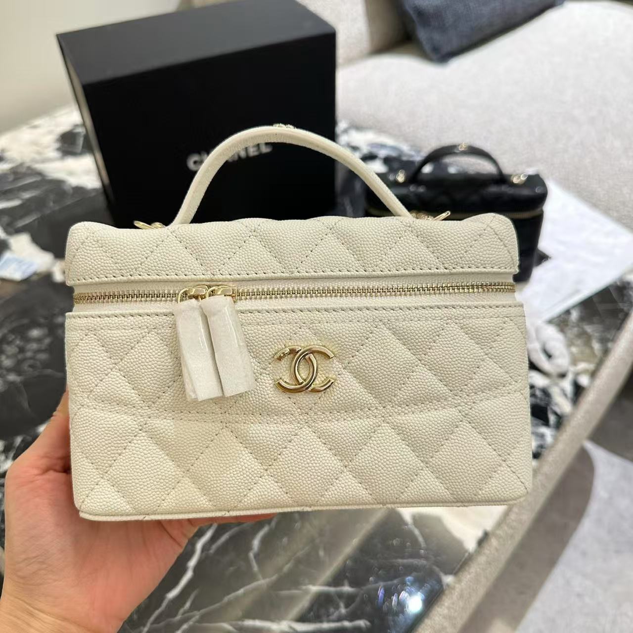 CHANE1 キャビアチェーンハンドバッグ【50％割引+送料無料】