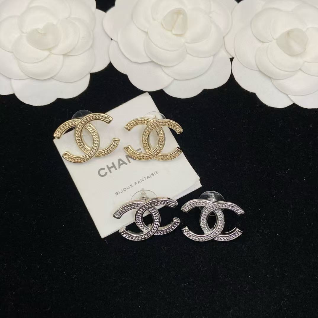 CHANE1 シンプルダブルCロゴピアス【50％割引+送料無料】