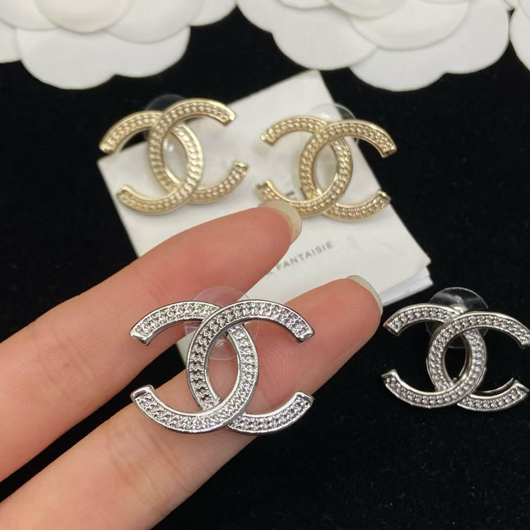 CHANE1 シンプルダブルCロゴピアス【50％割引+送料無料】