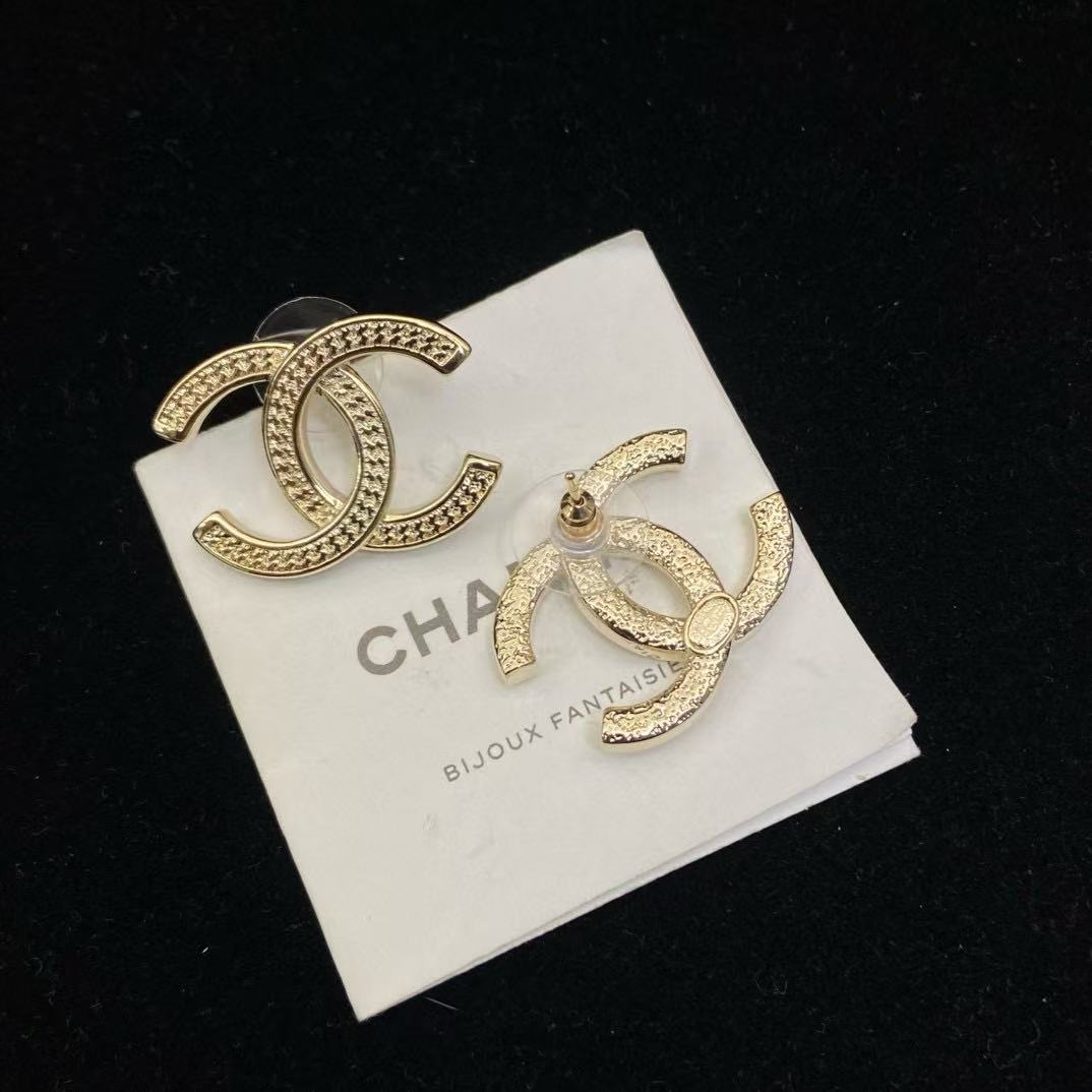 CHANE1 シンプルダブルCロゴピアス【50％割引+送料無料】