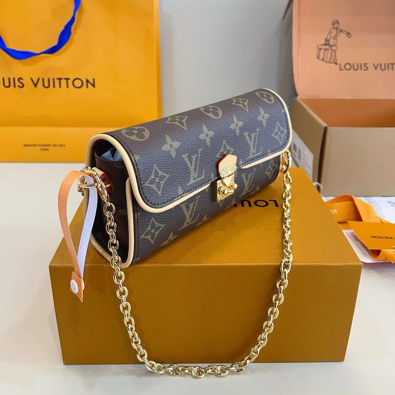 LV camilleチェーンバッグ【50％割引+送料無料】