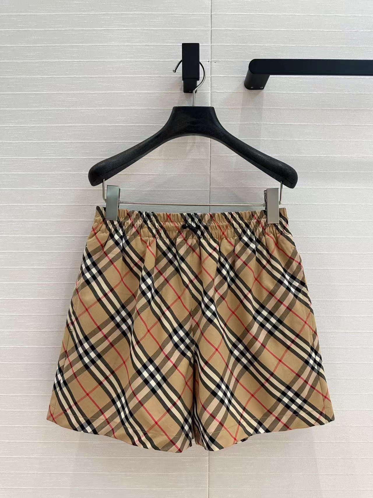 BUR8ERRY チェック柄ショートパンツ【50％割引+送料無料】