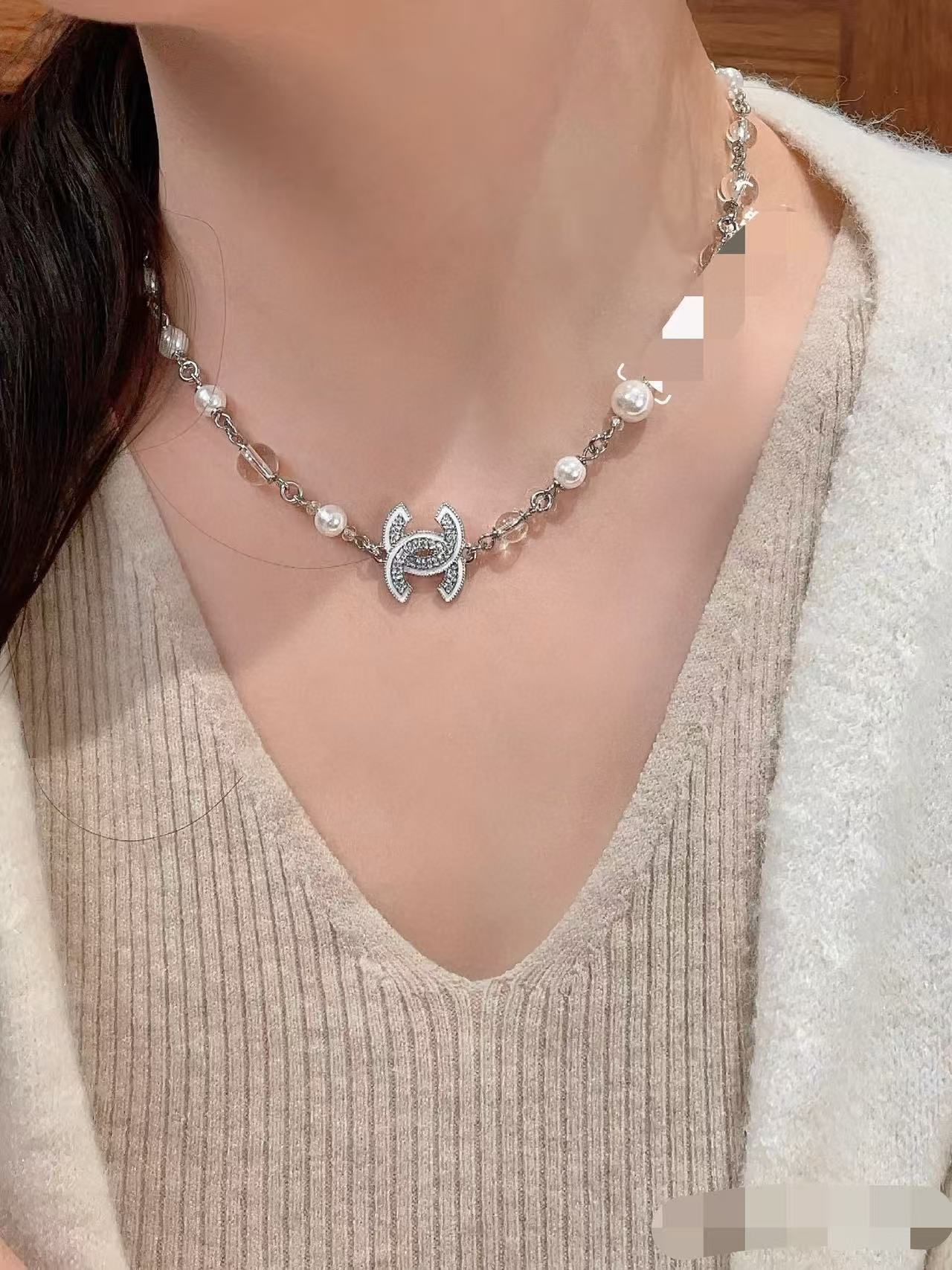 CHANE1 ダブルC スパンコール パールネックレス【50％割引+送料無料】