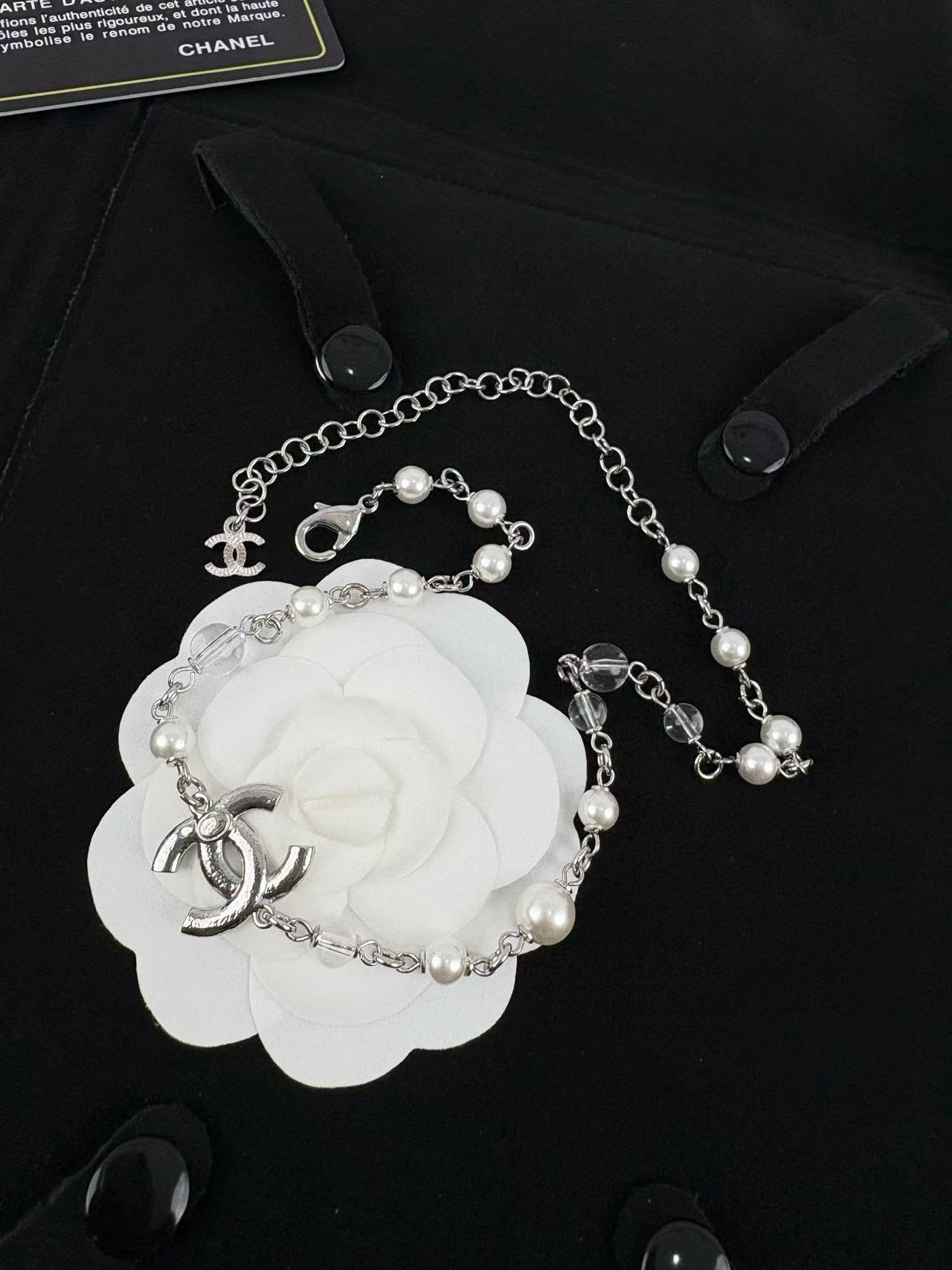 CHANE1 ダブルC スパンコール パールネックレス【50％割引+送料無料】