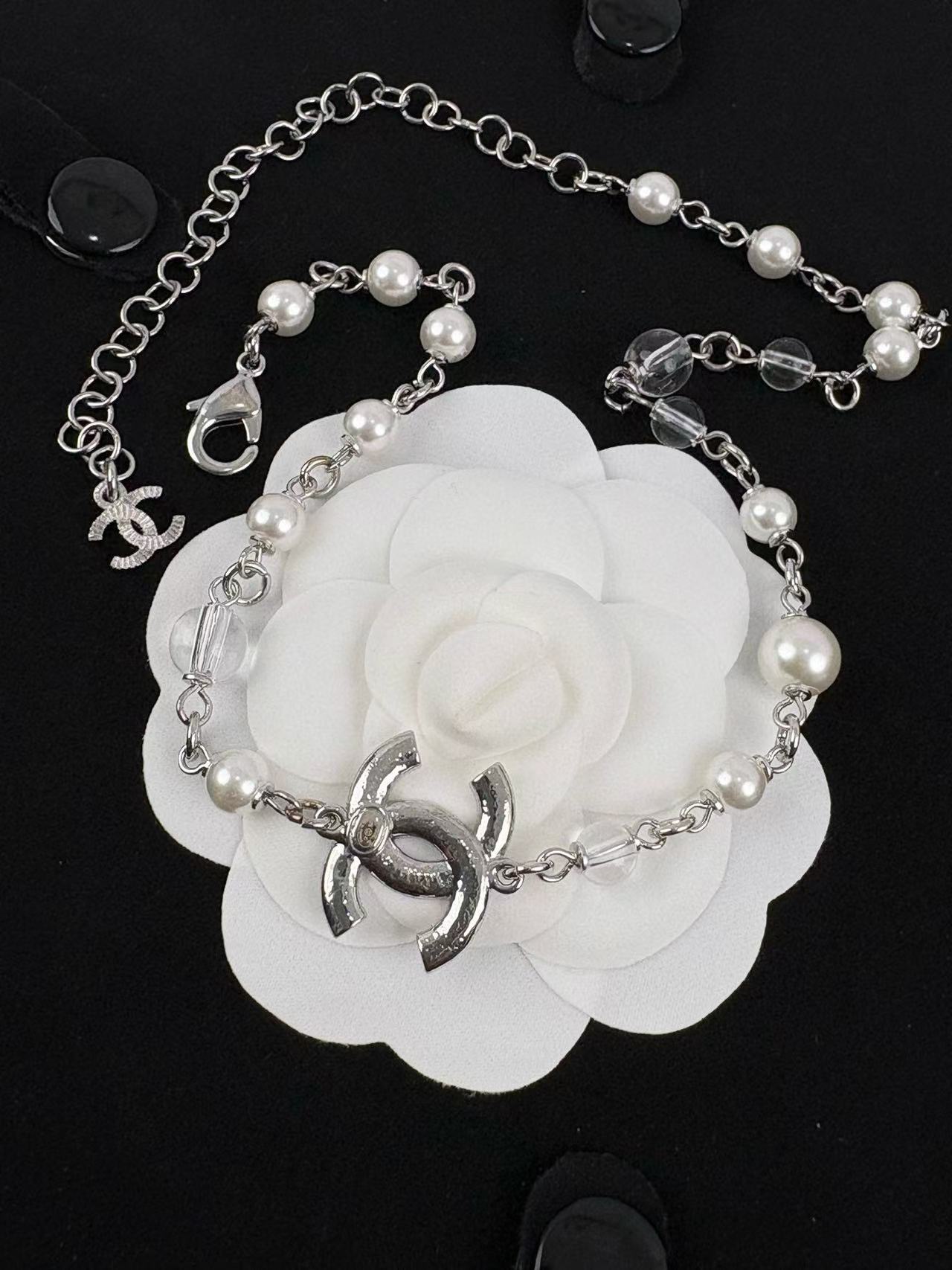 CHANE1 ダブルC スパンコール パールネックレス【50％割引+送料無料】