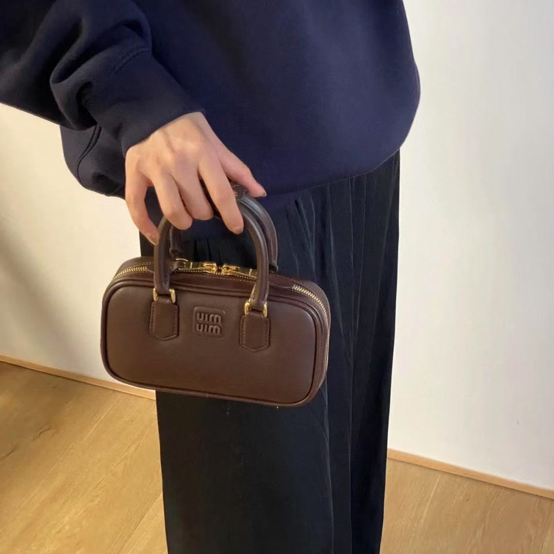 M1UM1U 牛革ボウリングバッグ【50％割引+送料無料】