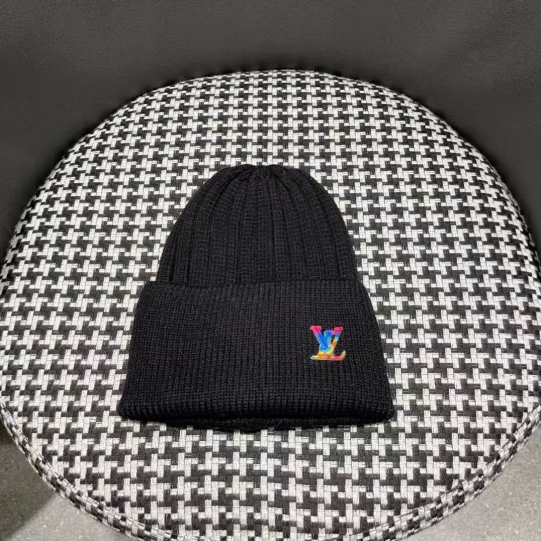LVシンプルロゴニット帽【50％割引+送料無料】