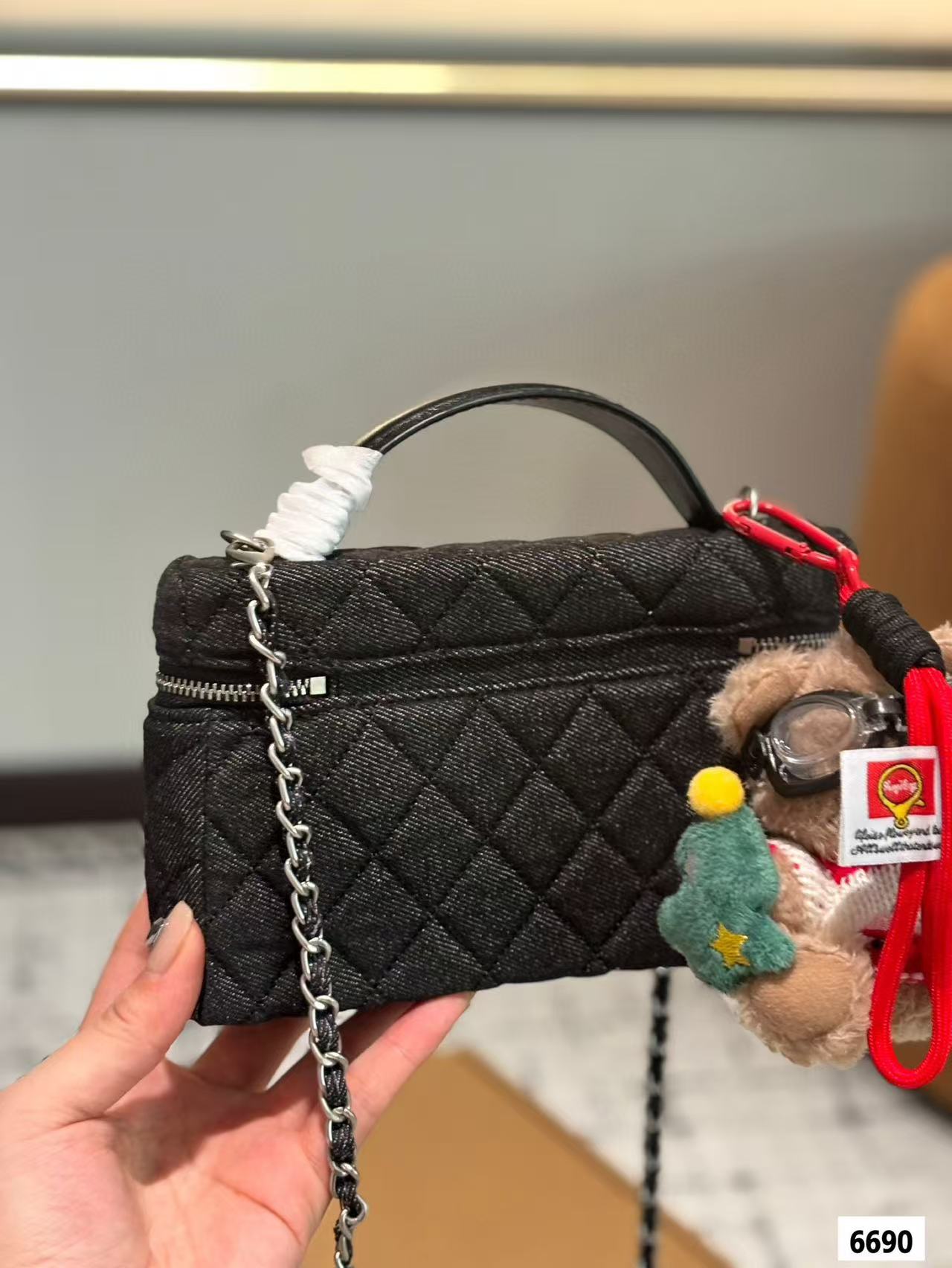 CHANE1 デニムコスメポーチ【 50％割引+送料無料】