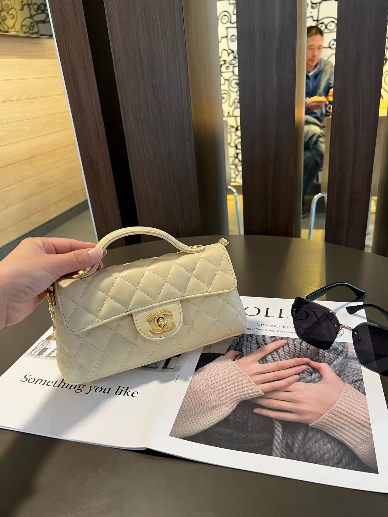 CHANE1 Kelly3Dロゴチェーンバッグ【 50％割引+送料無料】