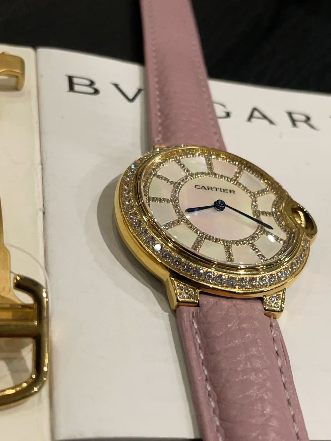 CART1ERブルーバルーンダイヤモンドレディースウォッチ【50％割引+送料無料】