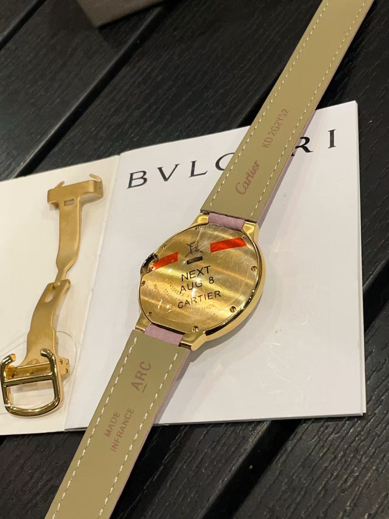 CART1ERブルーバルーンダイヤモンドレディースウォッチ【50％割引+送料無料】