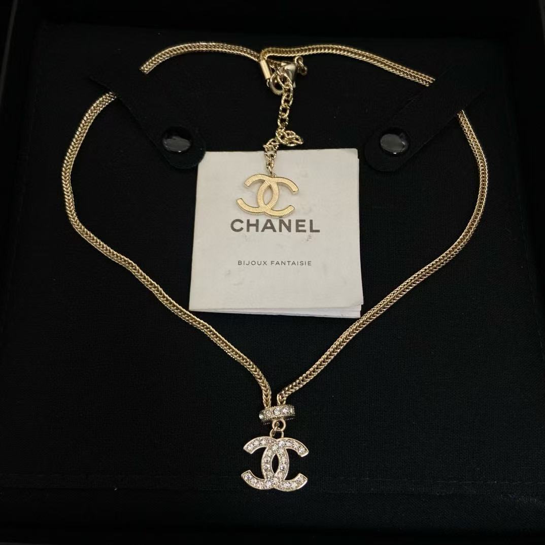 CHANE1 ダブルC スネークボーンネックレス【 50％割引+送料無料】