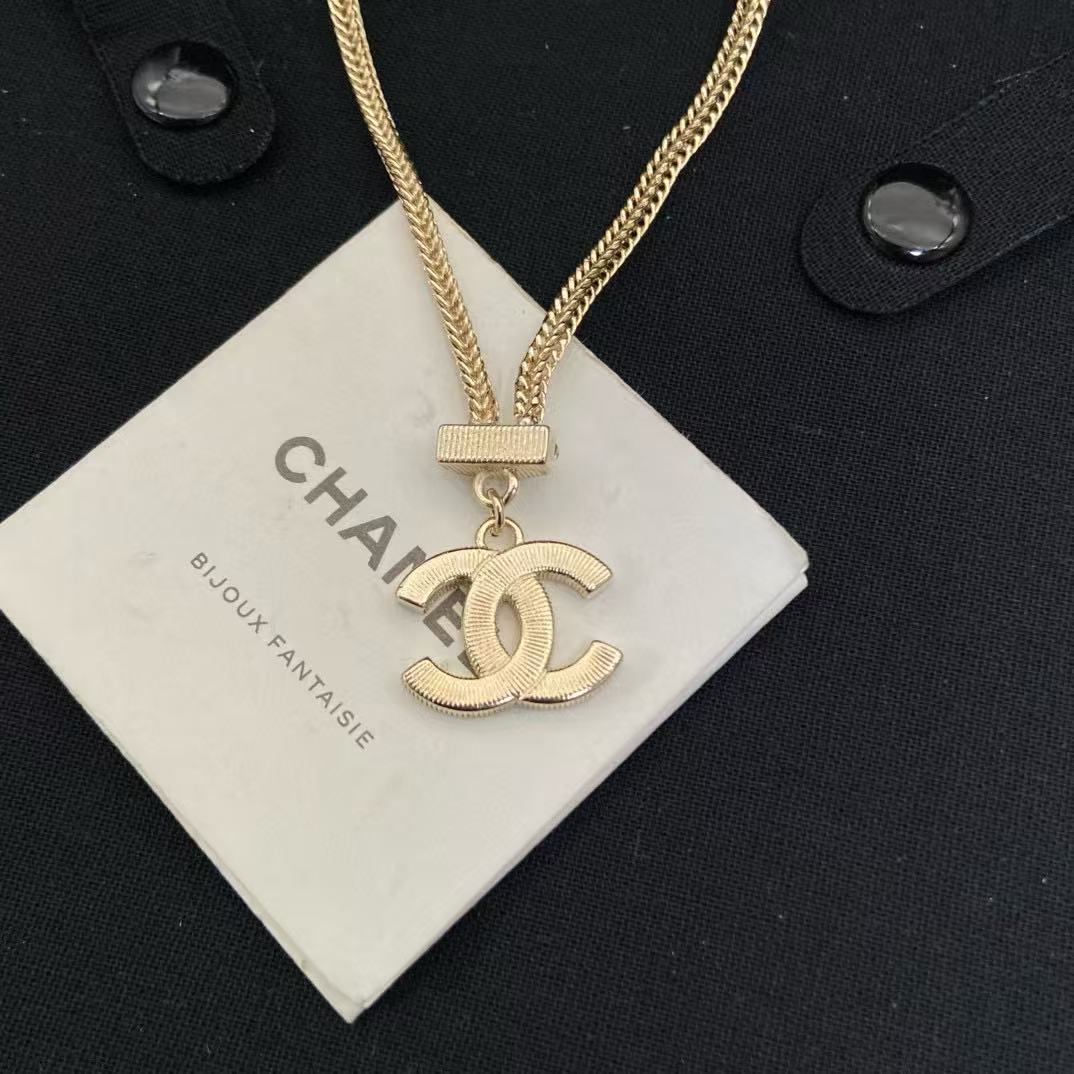 CHANE1 ダブルC スネークボーンネックレス【 50％割引+送料無料】
