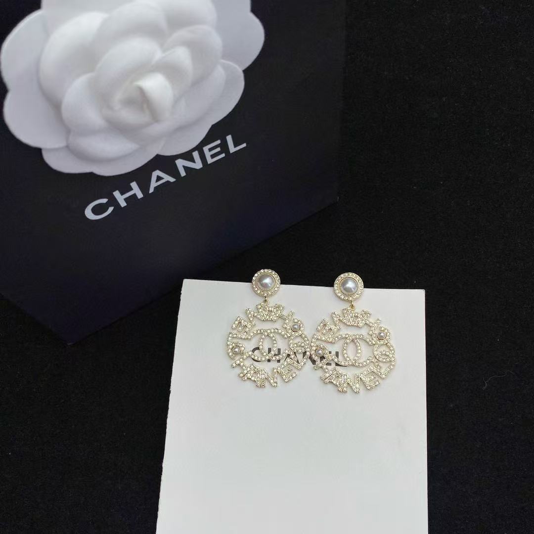 CHANE1 ダイヤモンド付きパールイヤリング【 50％割引+送料無料】