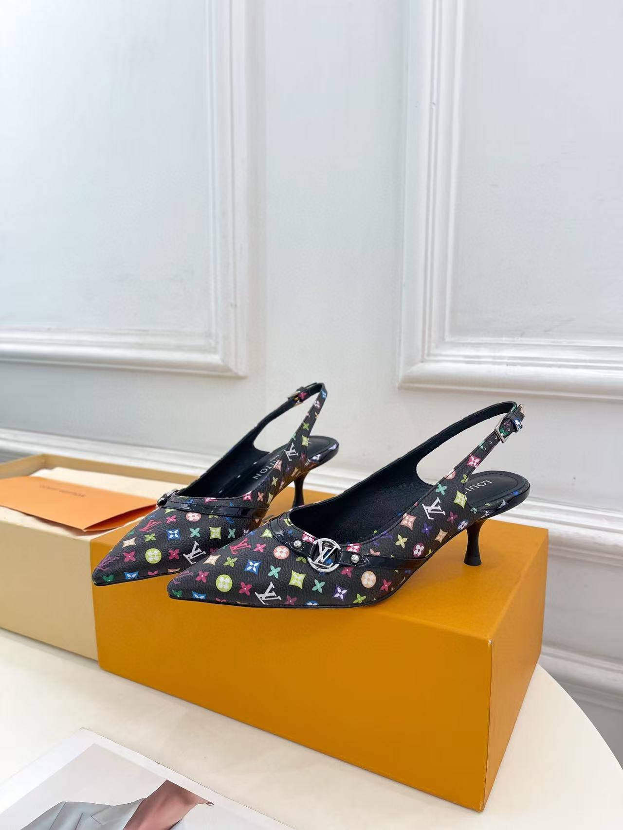 LV 高品質プリント ポインテッドサンダル【50％割引+送料無料】