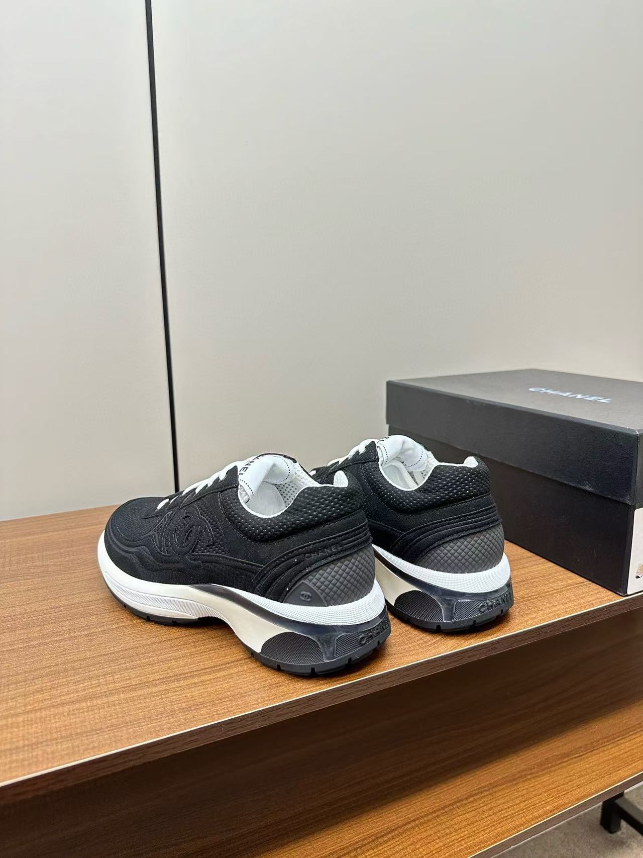 CHANE1 高品質ダブルCシンプルスポーツシューズ【50％割引+送料無料】