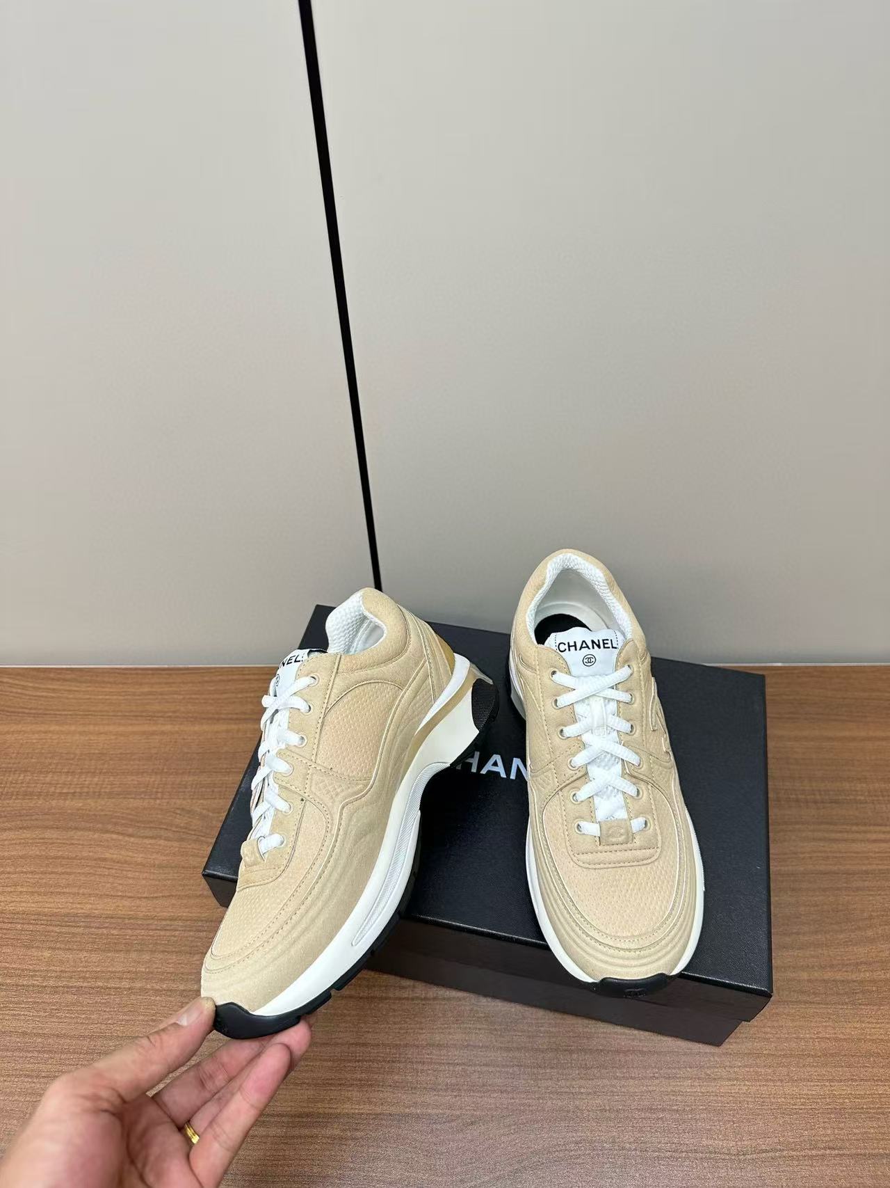 CHANE1 高品質ダブルCシンプルスポーツシューズ【50％割引+送料無料】