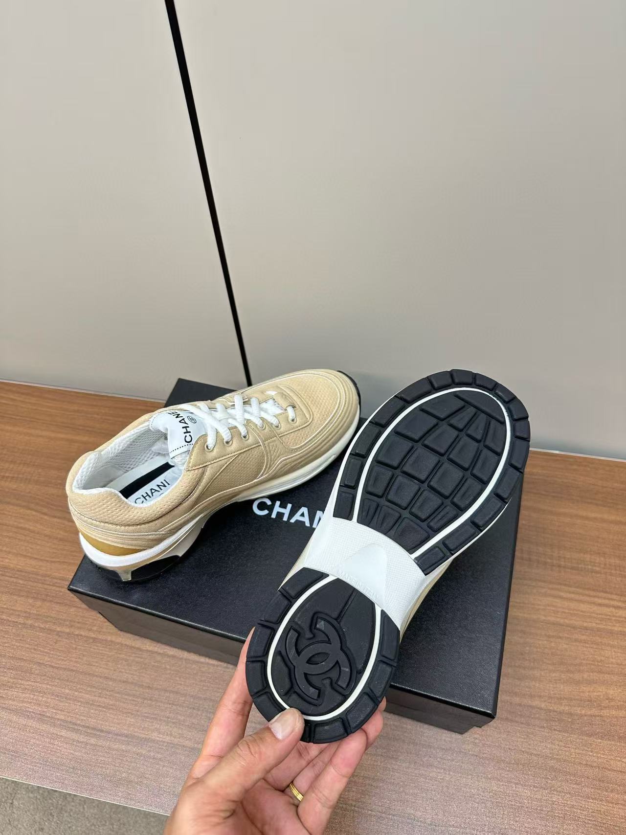 CHANE1 高品質ダブルCシンプルスポーツシューズ【50％割引+送料無料】