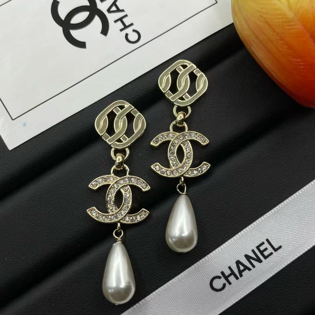 CHANE1 パール＆ダイヤモンド スタッドピアス【 50％割引+送料無料】