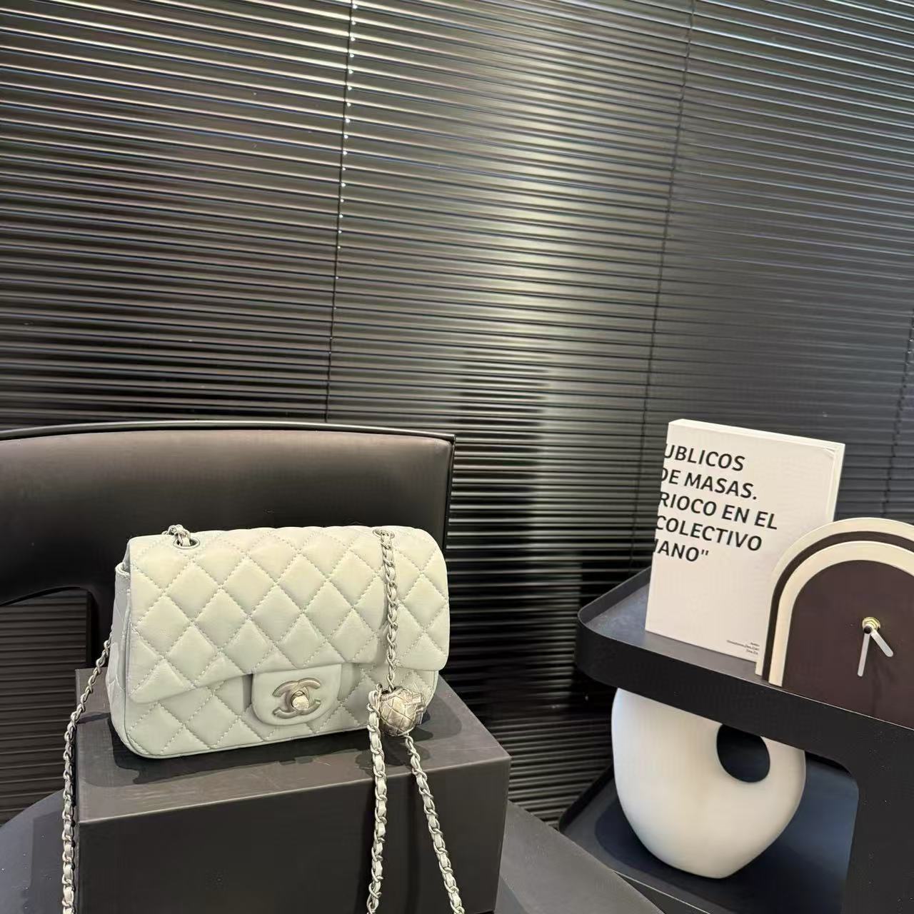 CHANE1 ボールチェーンショルダーバッグ【 50％割引+送料無料】