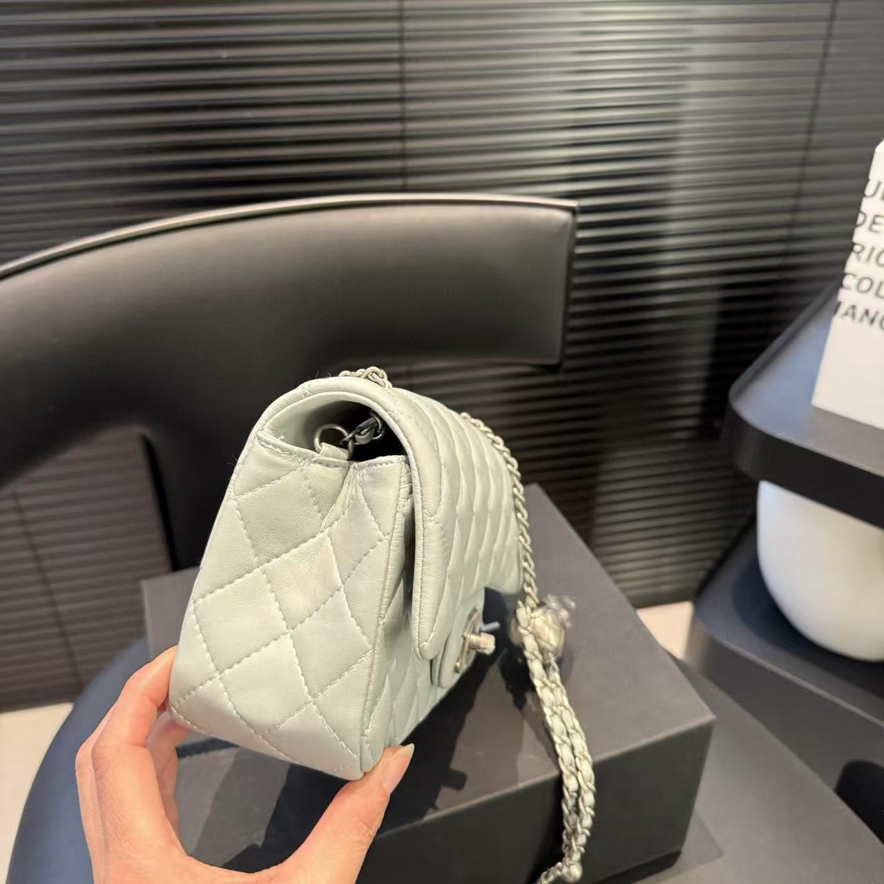 CHANE1 ボールチェーンショルダーバッグ【 50％割引+送料無料】