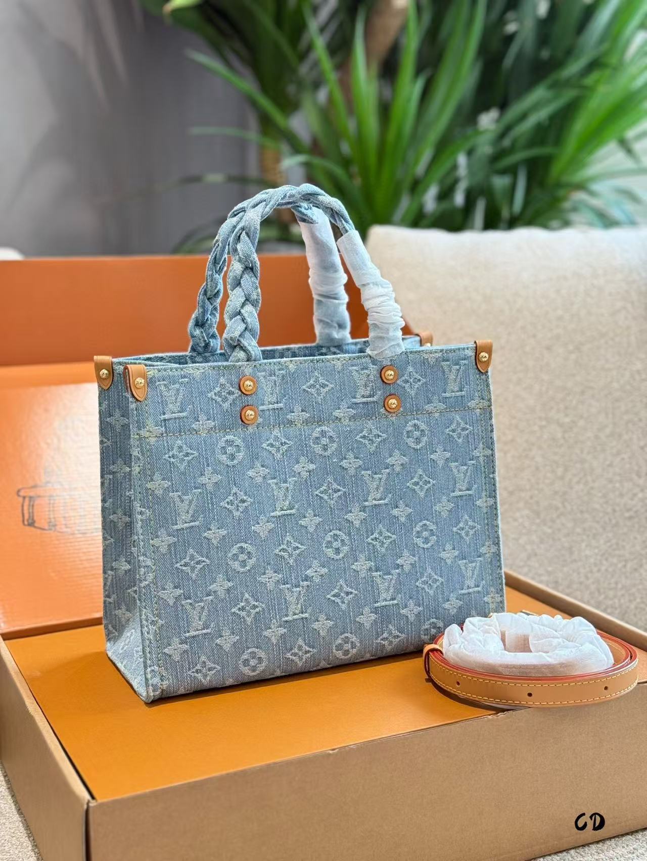 M1UM1U デニムプリント ショッピングバッグ【 50％割引+送料無料】