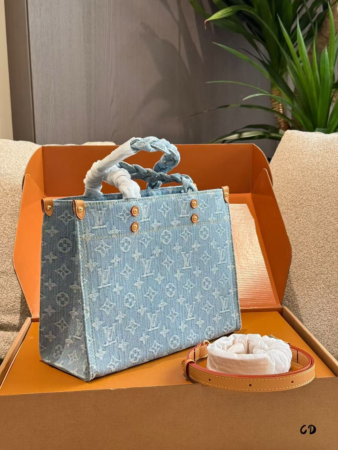 M1UM1U デニムプリント ショッピングバッグ【 50％割引+送料無料】