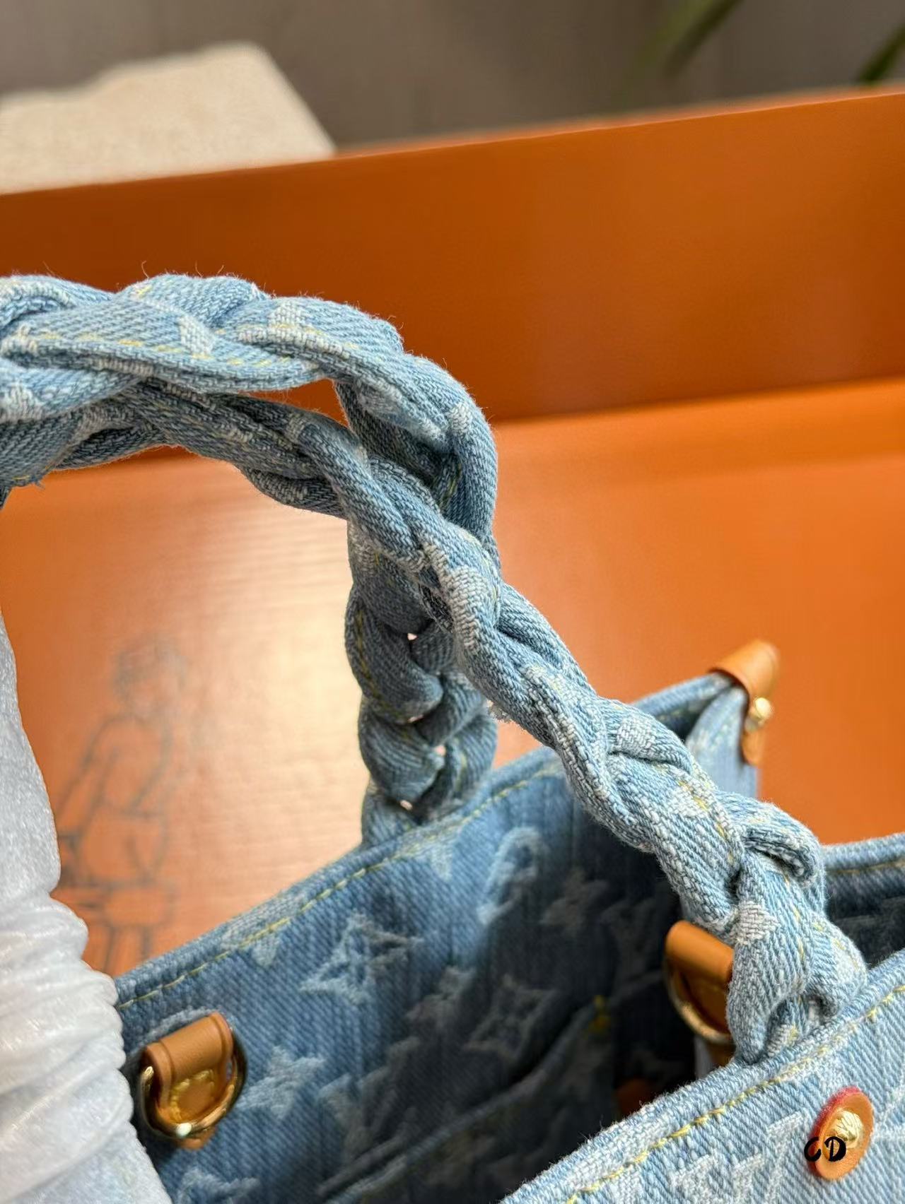 M1UM1U デニムプリント ショッピングバッグ【 50％割引+送料無料】