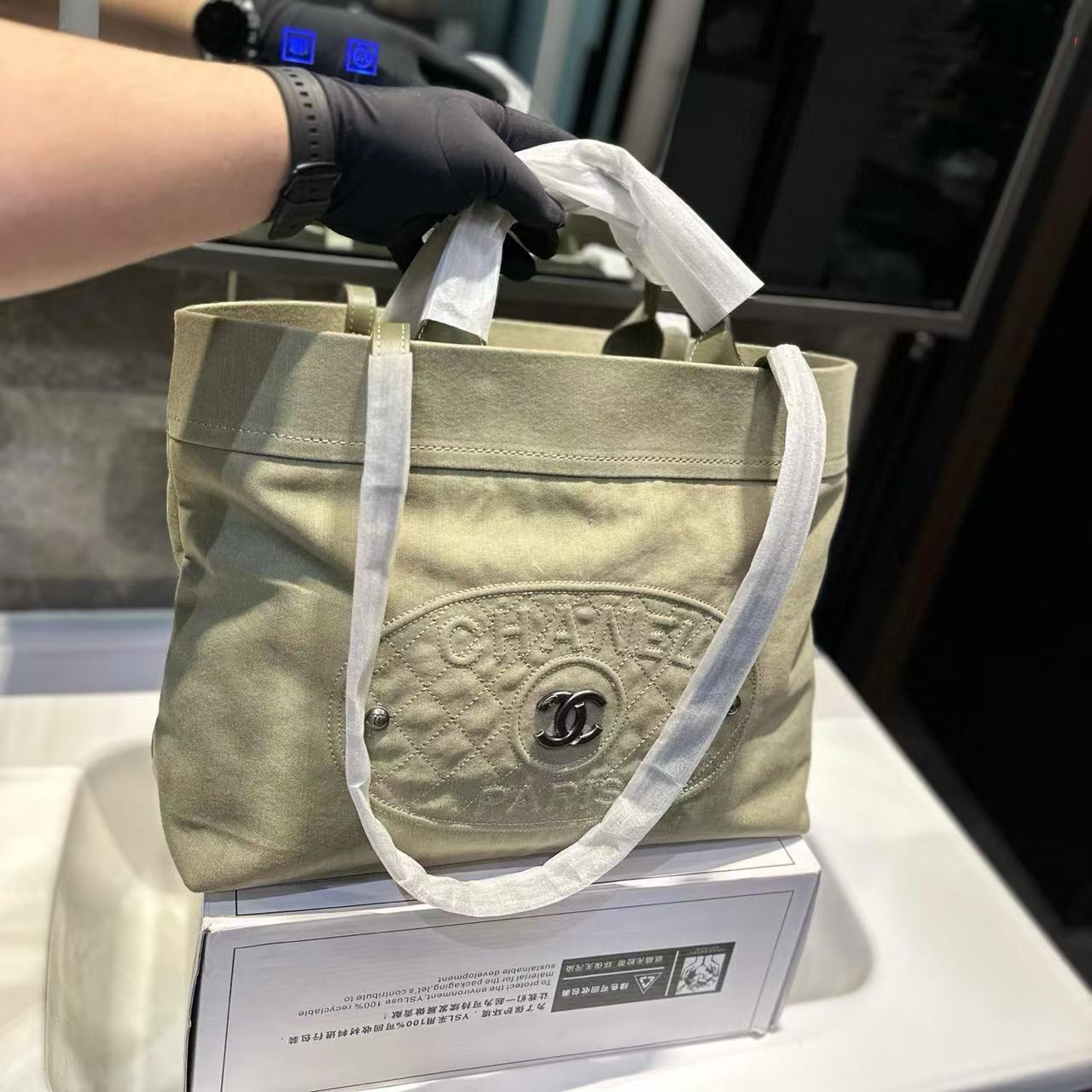 CHANE1 刺繍レタリングト​​ートバッグ【 50％割引+送料無料】