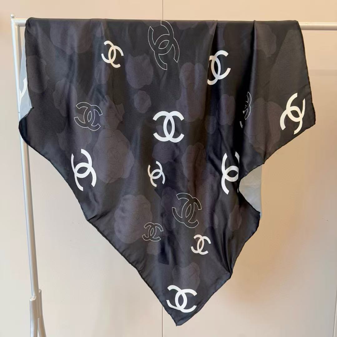CHANE1 ダブルC シルクスカーフ【 50％割引+送料無料】