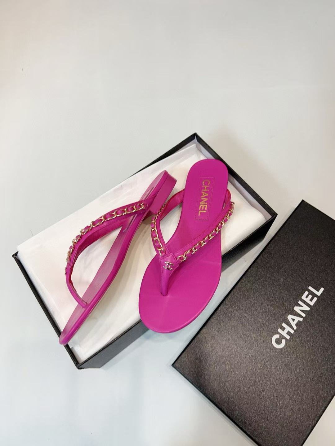 CHANE1 高品質チェーンビーチサンダル【50％割引+送料無料】