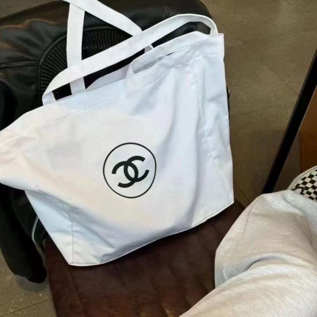 CHANE1 ダブルC ショッピングバッグ【 50％割引+送料無料】