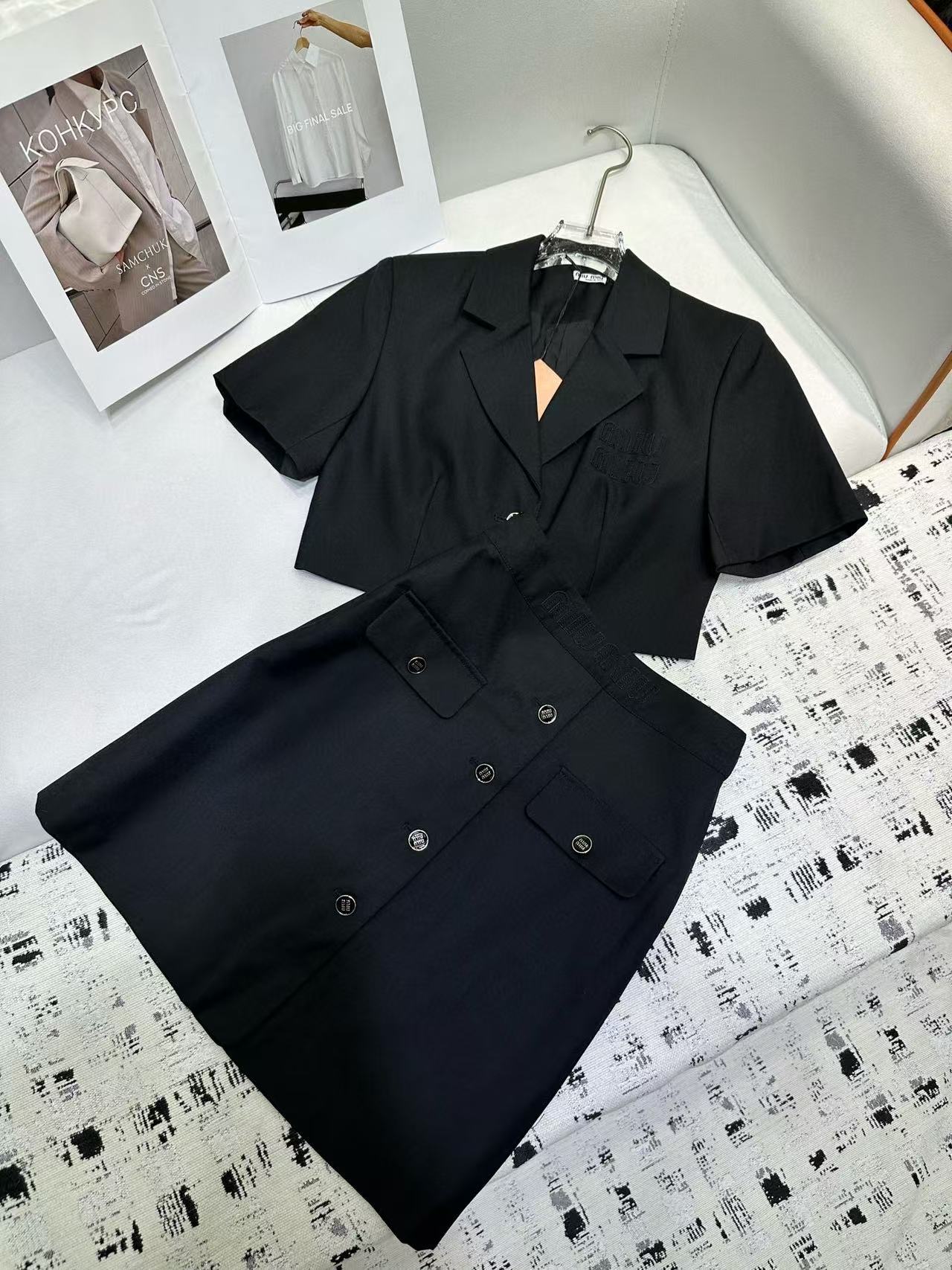 M1UM1U 高品質スーツセット【 50％割引+送料無料】