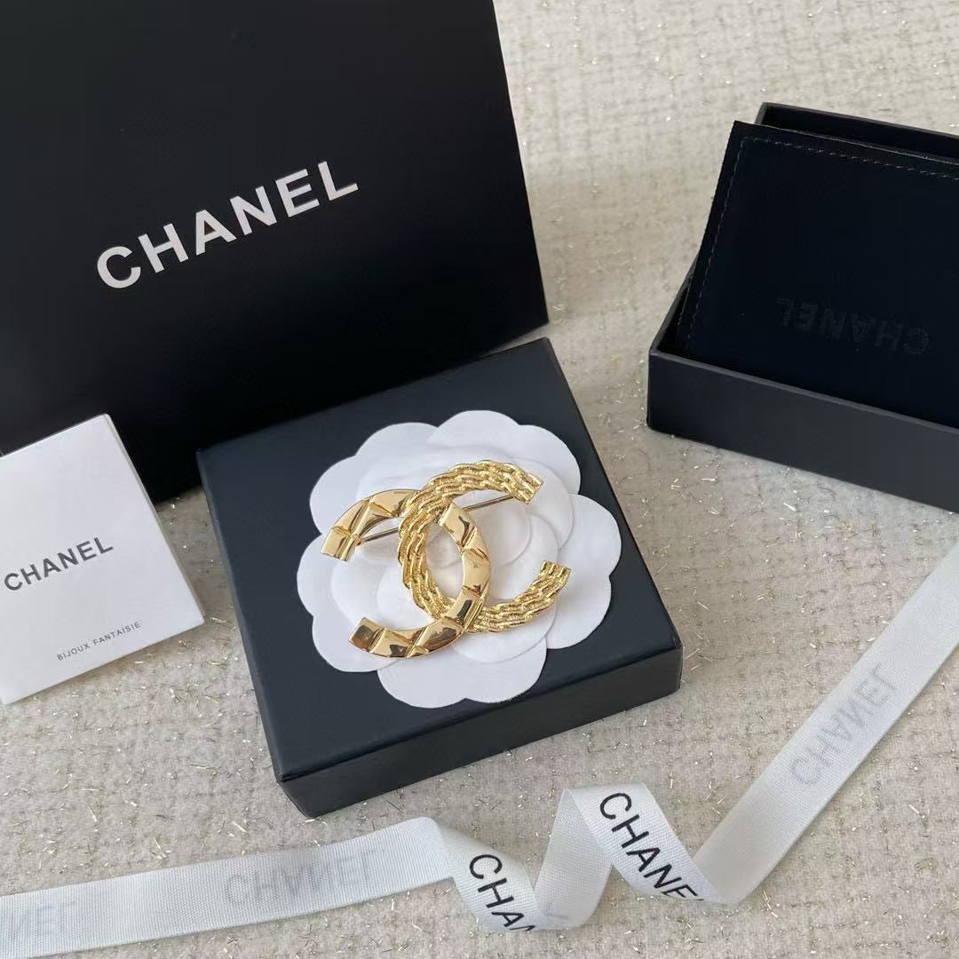 CHANE1 ダブルCブローチ【 50％割引+送料無料】