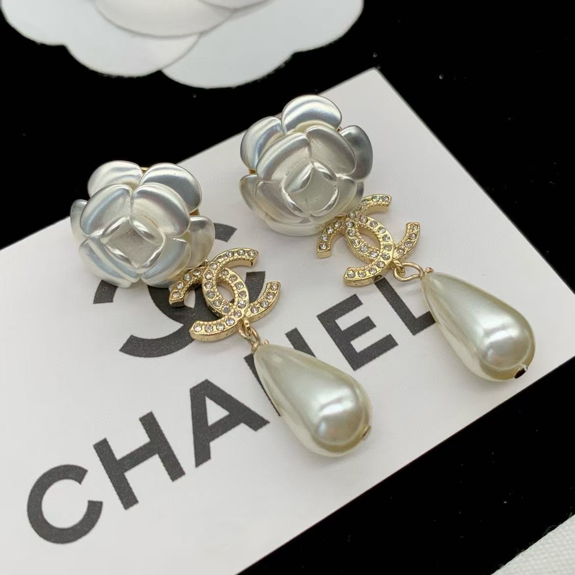 CHANE1 カメリアパールピアス【50％割引+送料無料】