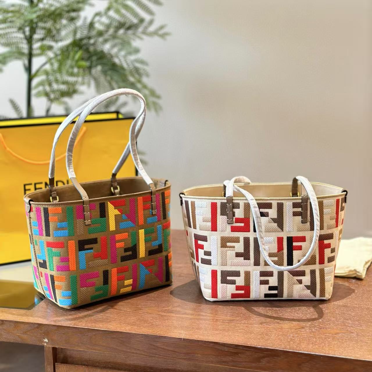 FEND1FF カラフルバスケットバッグ【 50％割引+送料無料】