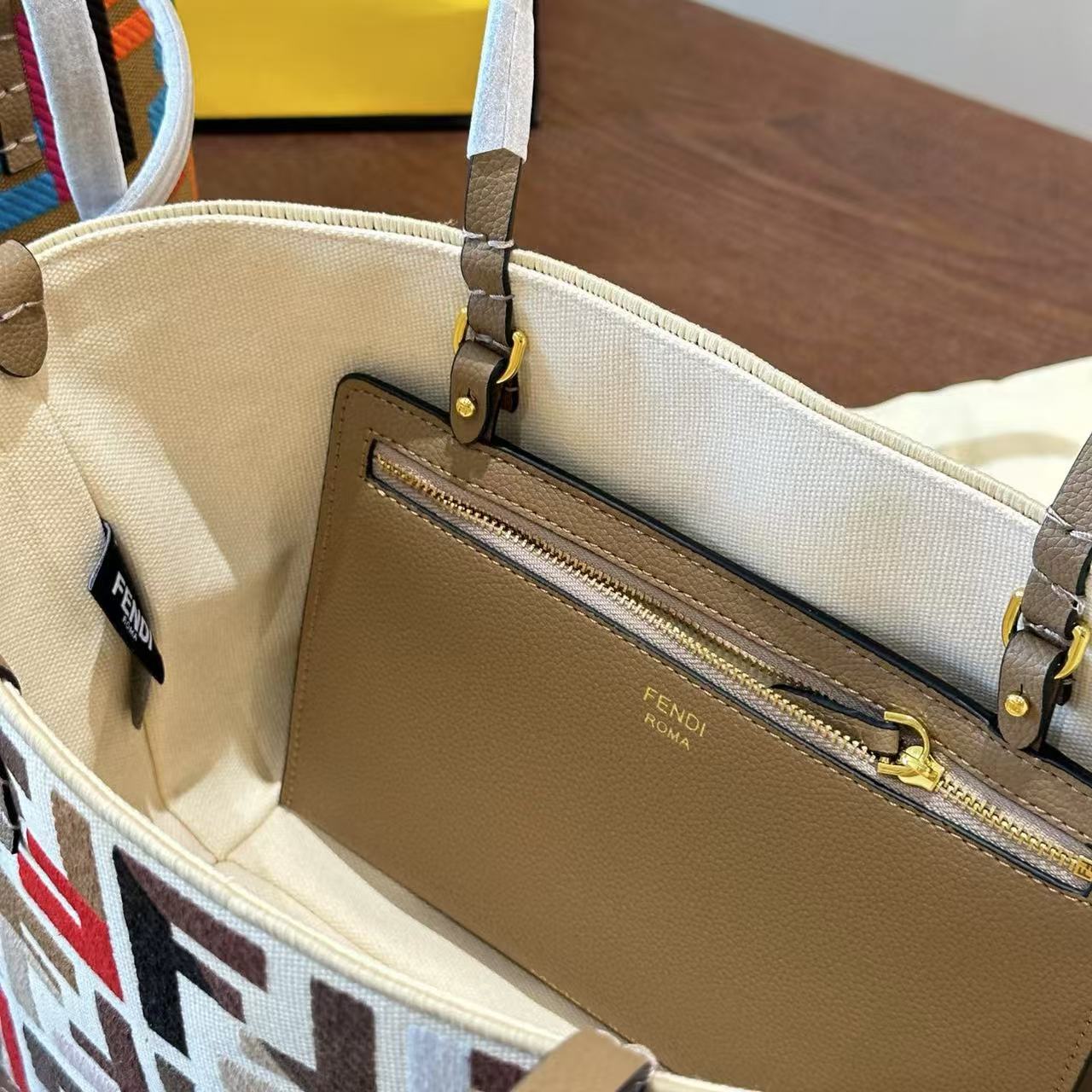 FEND1FF カラフルバスケットバッグ【 50％割引+送料無料】