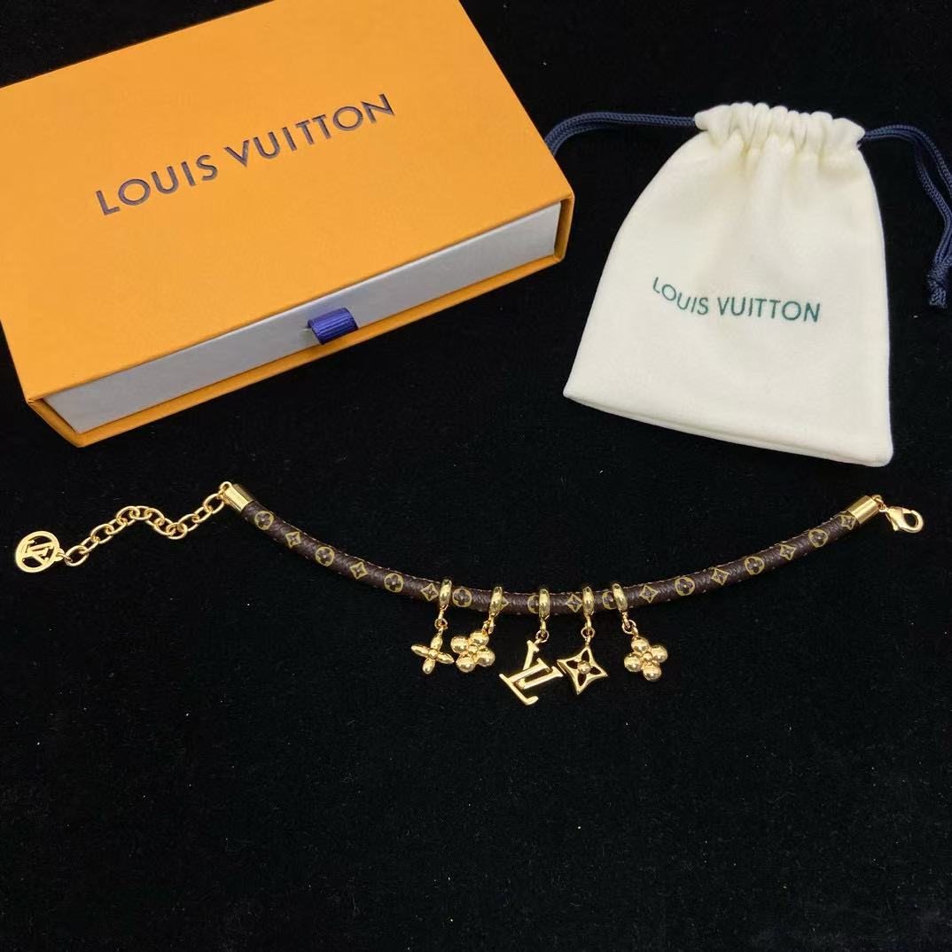 LV老眼用レザーコードブレスレット【 50％割引+送料無料】