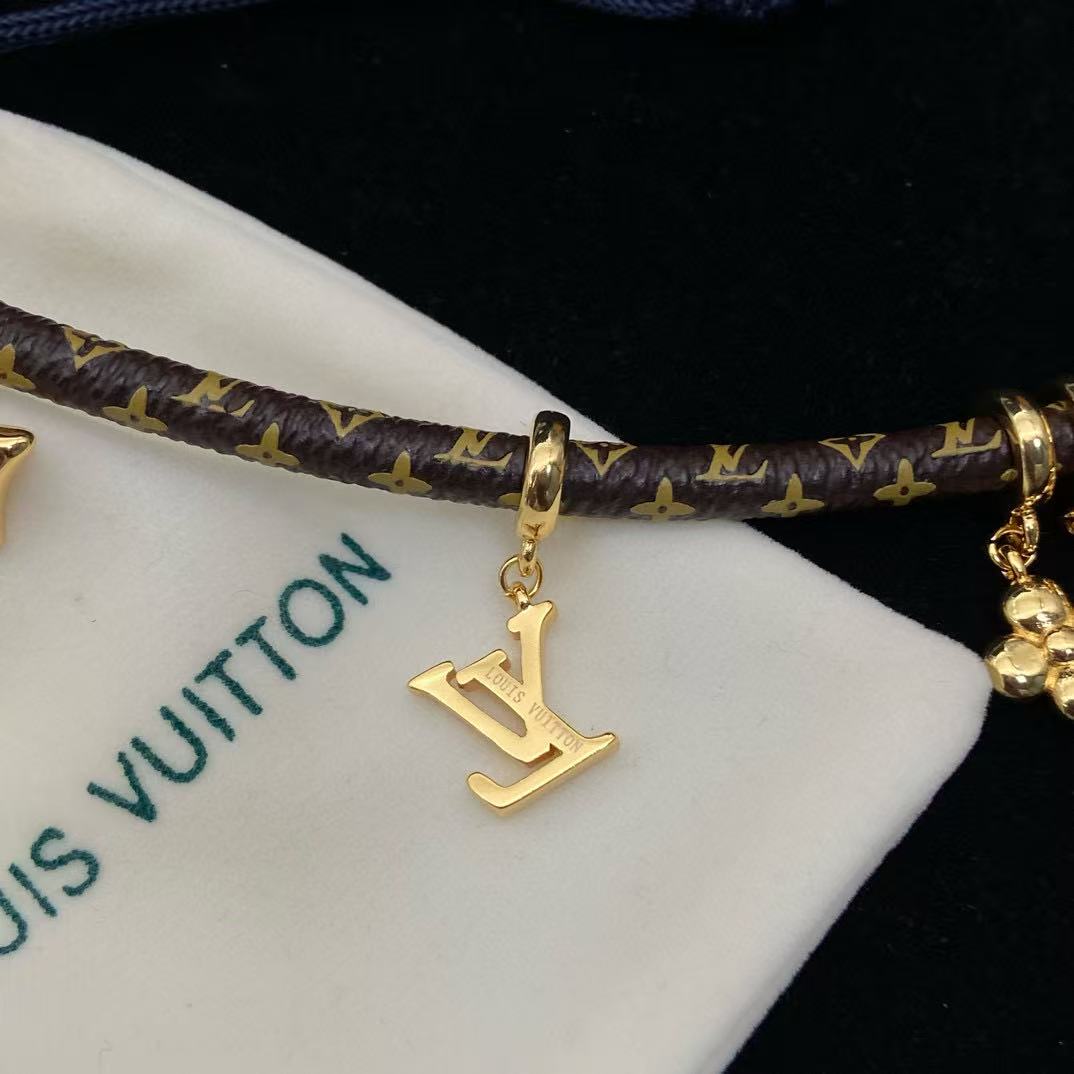 LV老眼用レザーコードブレスレット【 50％割引+送料無料】