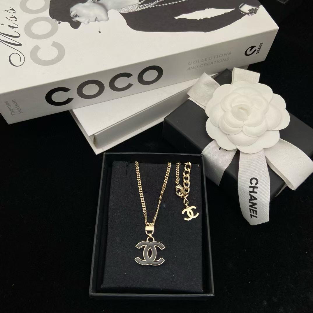 CHANE1 ダブルCエナメルネックレス【 50％割引+送料無料】
