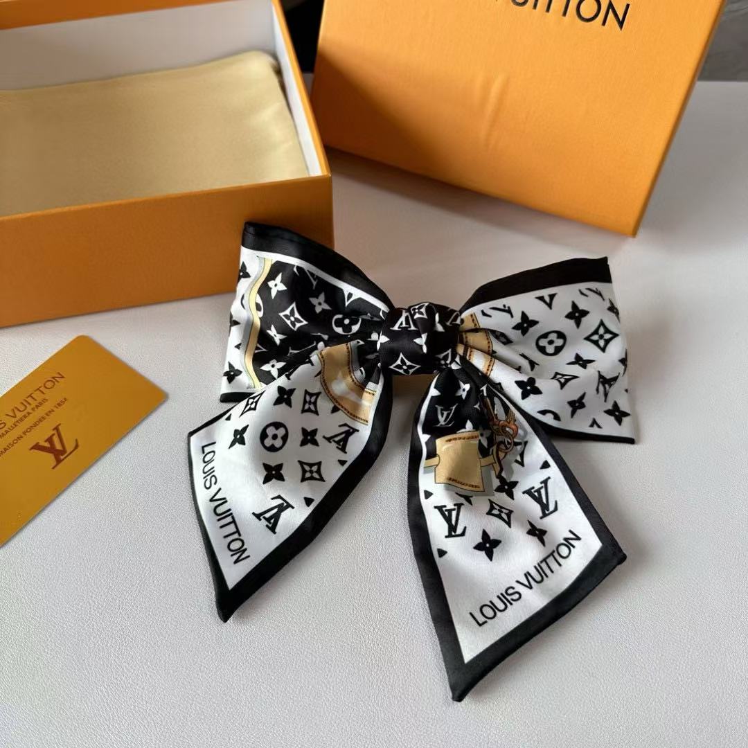 LV リボン ヘアクリップ【 50％割引+送料無料】