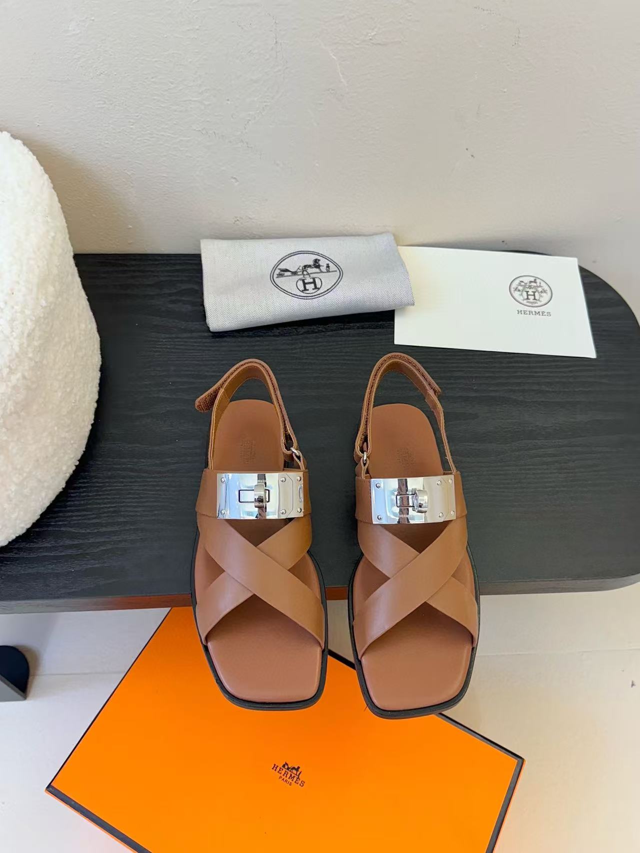 HERME5 高品質 Hバックルサンダル【50％割引+送料無料】🎈