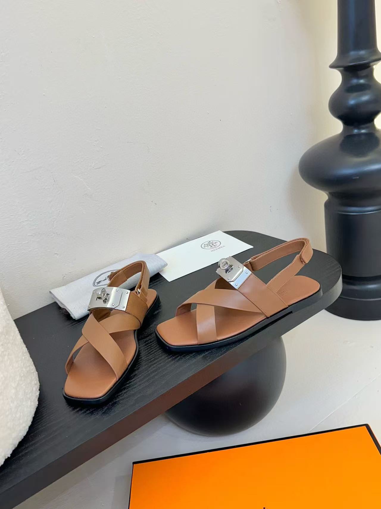 HERME5 高品質 Hバックルサンダル【50％割引+送料無料】🎈