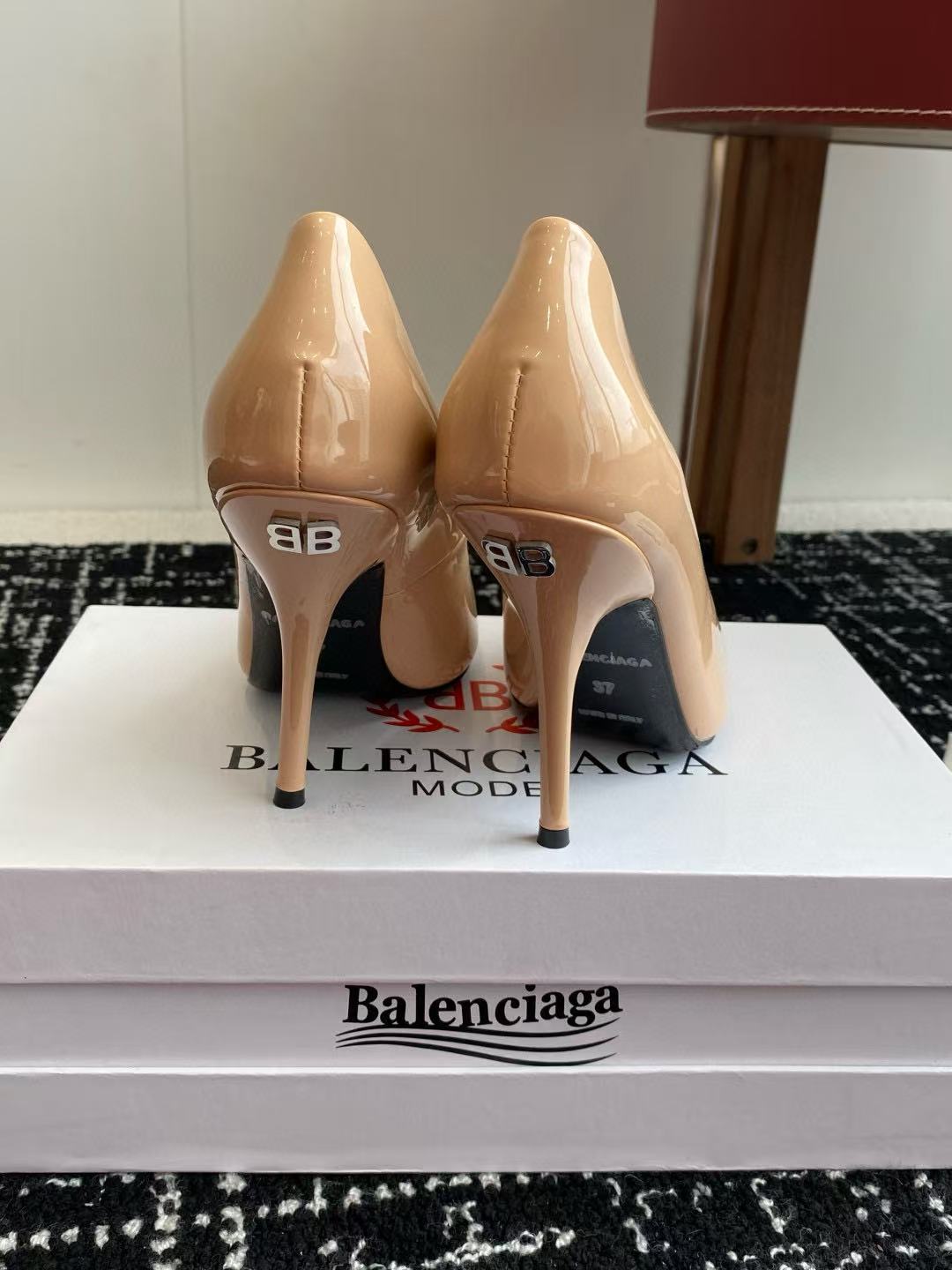 BALENC1AG 高品質のポインテッドハイヒール【50％割引+送料無料】