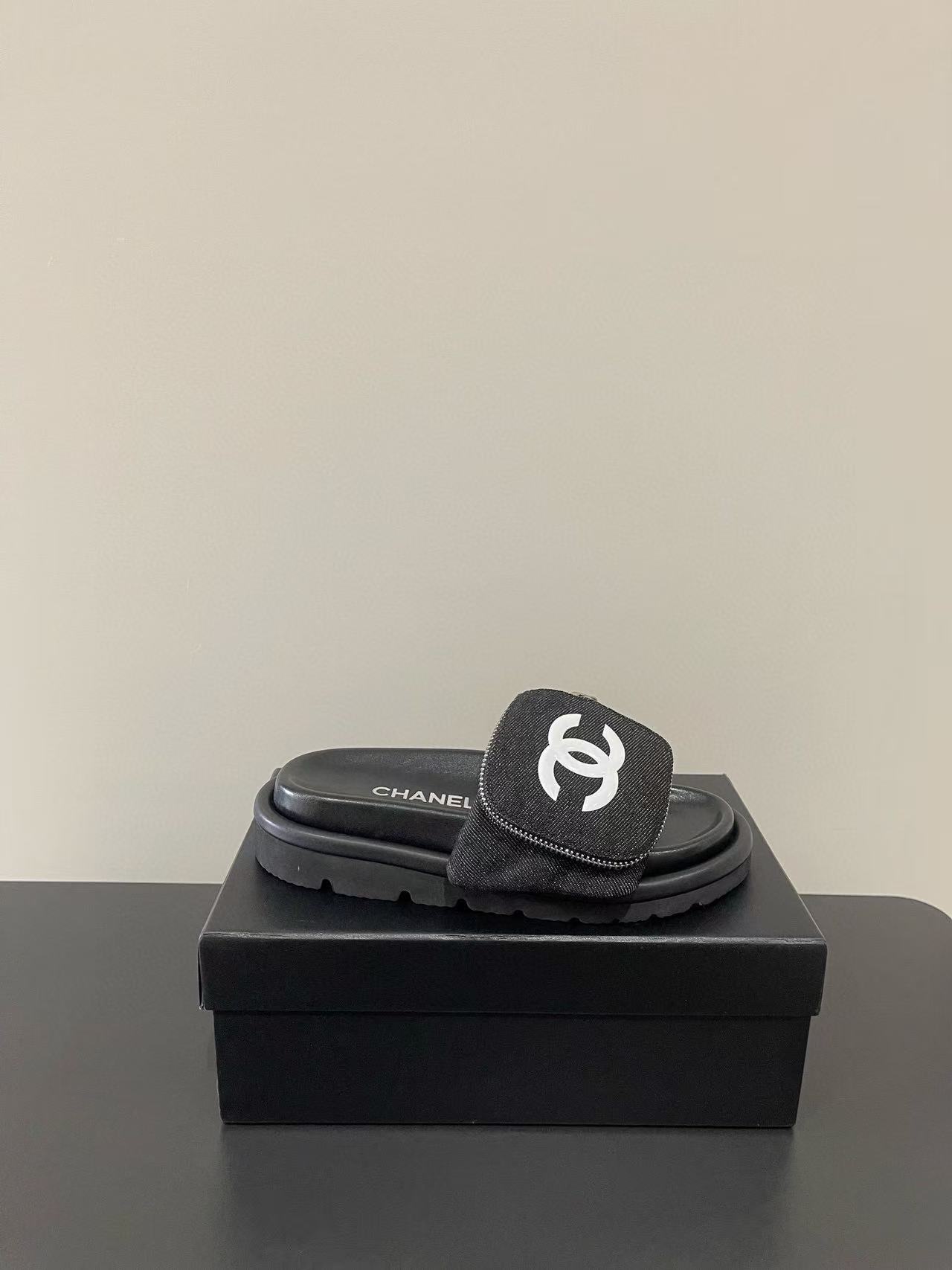CHANE1 高品質 大きなロゴ ジッパー 厚底スリッパ【50％割引+送料無料】